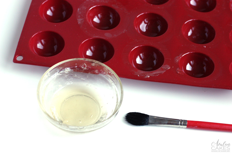 Mixture of gelatin in a small bowl